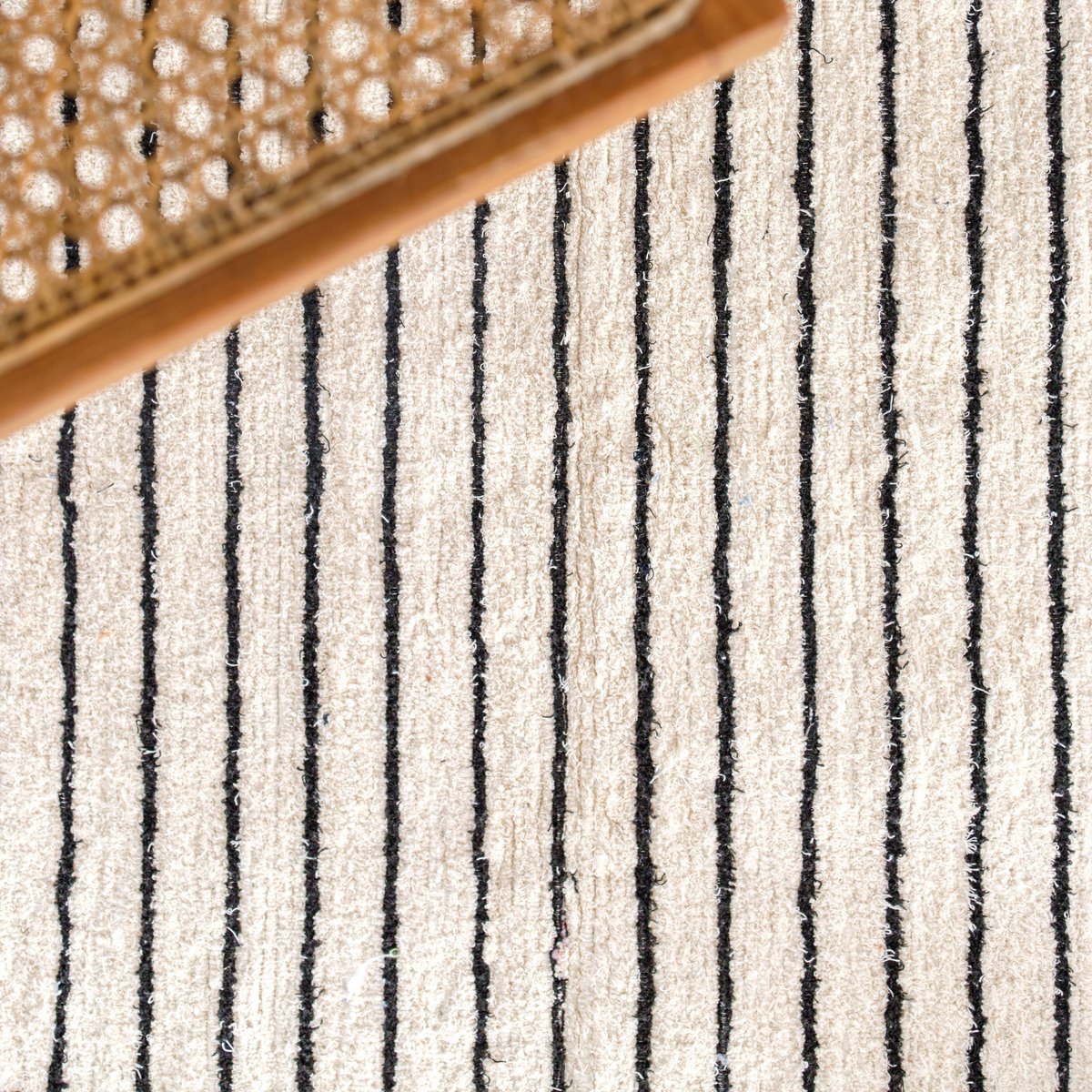 Grand Tapis en Coton Blanc à Rayures Noires 150x120 cm KERTA Tissé Main