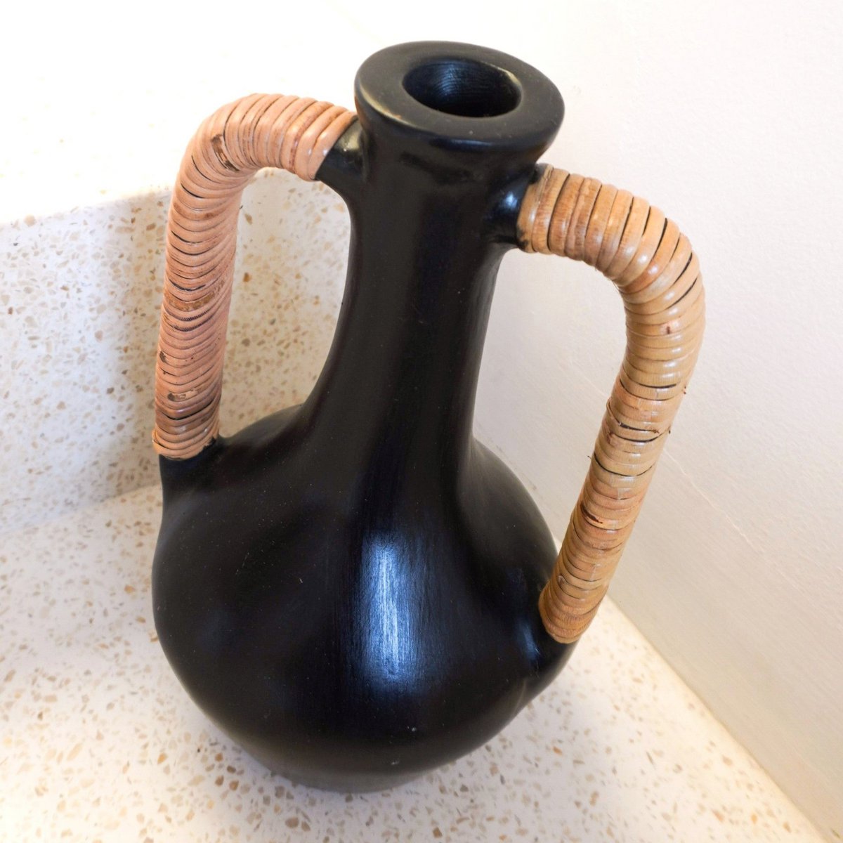 Vase noir petit vase décoratif moulé à la main en argile pour fleurs séchées ou fraîches SELAYAR