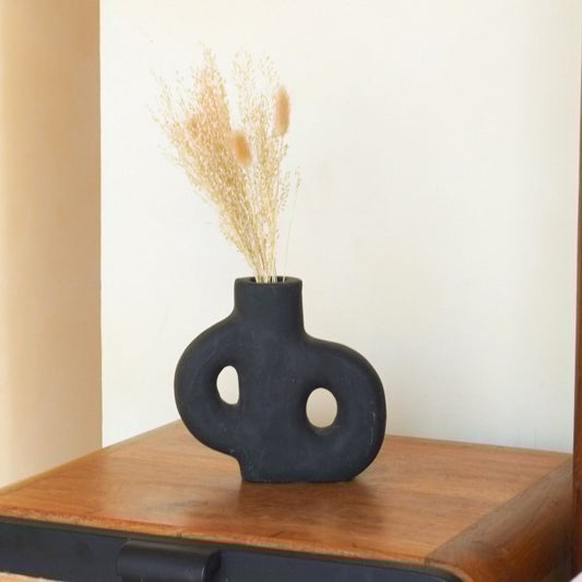 Vase noir petit vase décoratif moulé à la main en argile pour fleurs séchées ou fraîches LEMBAH